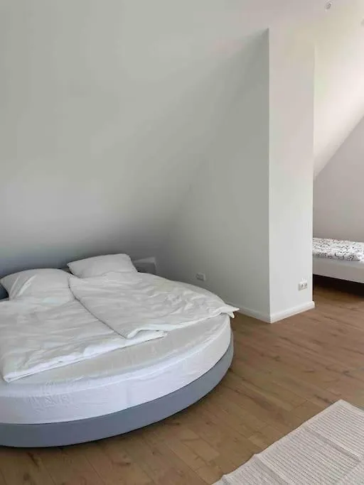 Messe- Augsburg- Legoland Guenzburg - 6 Personen Apartment Zusmarshausen