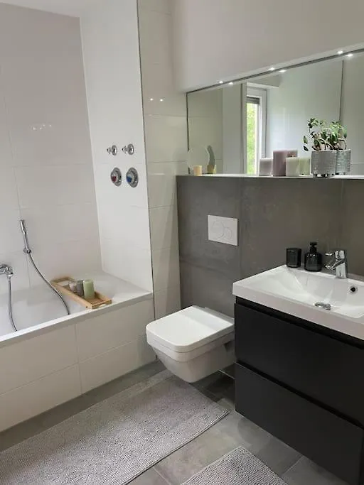 Messe- Augsburg- Legoland Guenzburg - 6 Personen Apartment Zusmarshausen 0*,  Germany